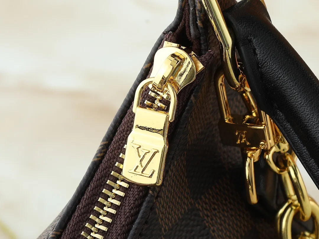 All Categories Official Website "Brand Women's Bags" Women's Bags 💙 LV 2025 New LV Crossbody Bag