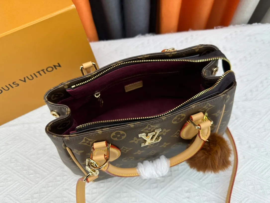 All Categories Official Website "Brand Women's Bags" Women's Bags 💙 LV 2024 Official Website New LV Crossbody Bags