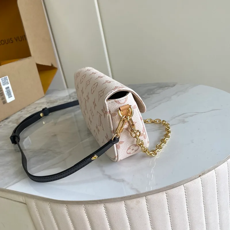 All Categories Official Website "Brand Women's Bags" Women's Bags 💙 LV LV 2026 New Crossbody Shoulder Bag