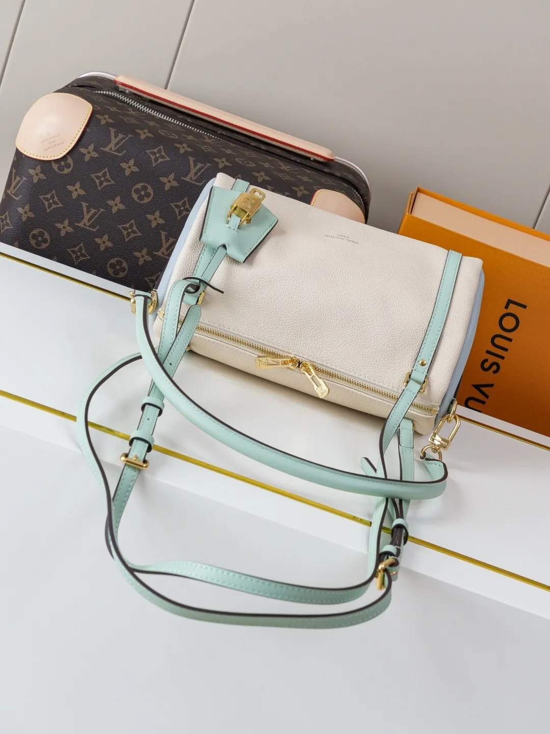 All Categories Official Website "Brand Women's Bags" Women's Bags 💙 LV 2025 New LV Crossbody Bag