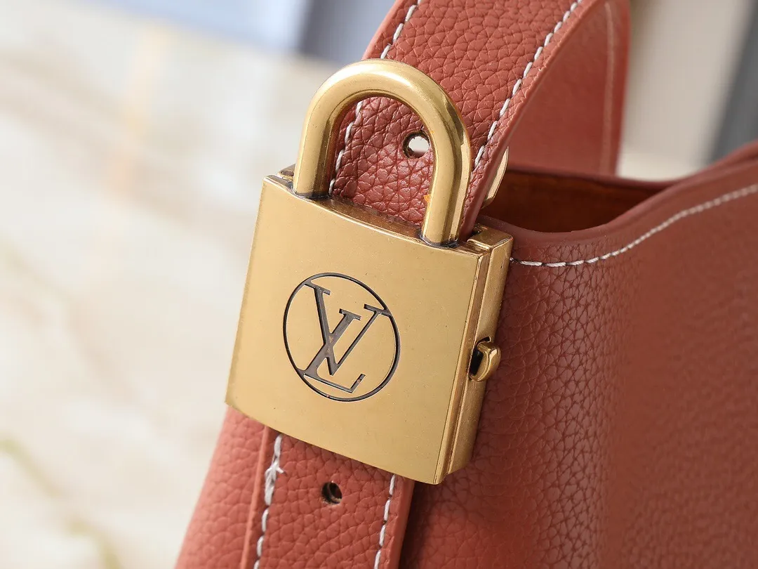 All Categories Official Website "Brand Women's Bags" Women's Bags 💙 LV 2025 New LV Crossbody Bag