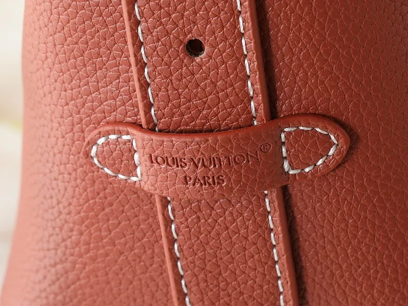 All Categories Official Website "Brand Women's Bags" Women's Bags 💙 LV 2025 New LV Crossbody Bag
