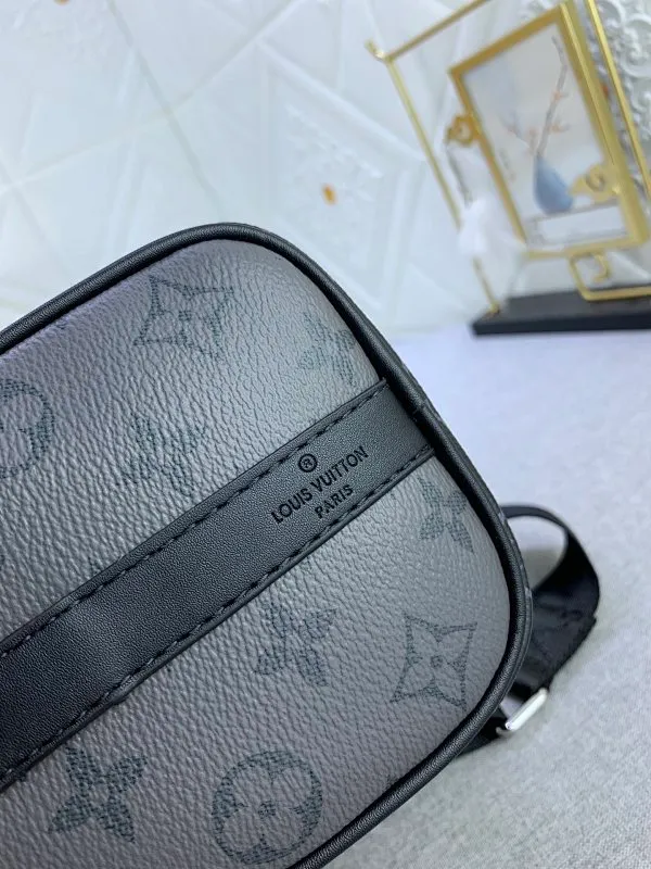 All categories Official website "Brand Women's Bags" Women's Bags 💙 LV replica LV, fine imitation LV bags, LV handbags, 2023 official latest version LV leather travel bag, bag factory, original material, size: 25-15-11CM