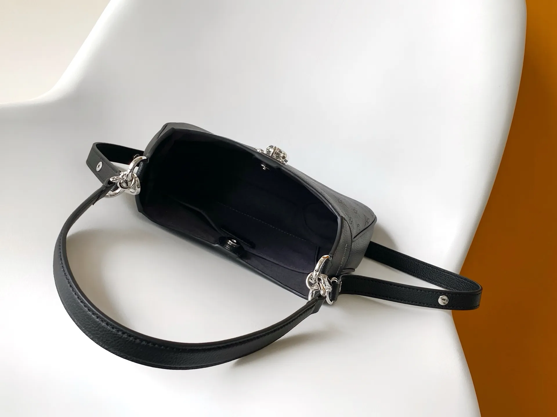 All Categories Official Website "Brand Women's Bags" Women's Bags 💙 LV 2026 Official Website New LV Armpit Bags