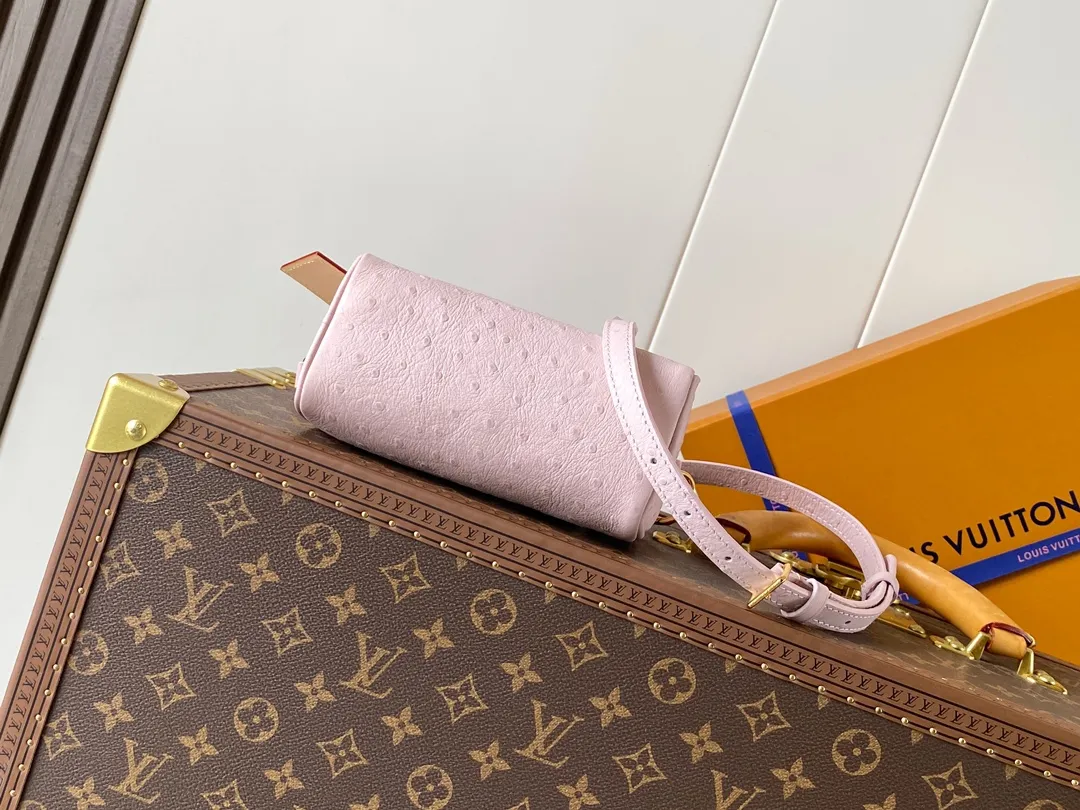 All Categories Official Website "Brand Women's Bags" Women's Bags 💙 LV 2026 New LV Crossbody Bag