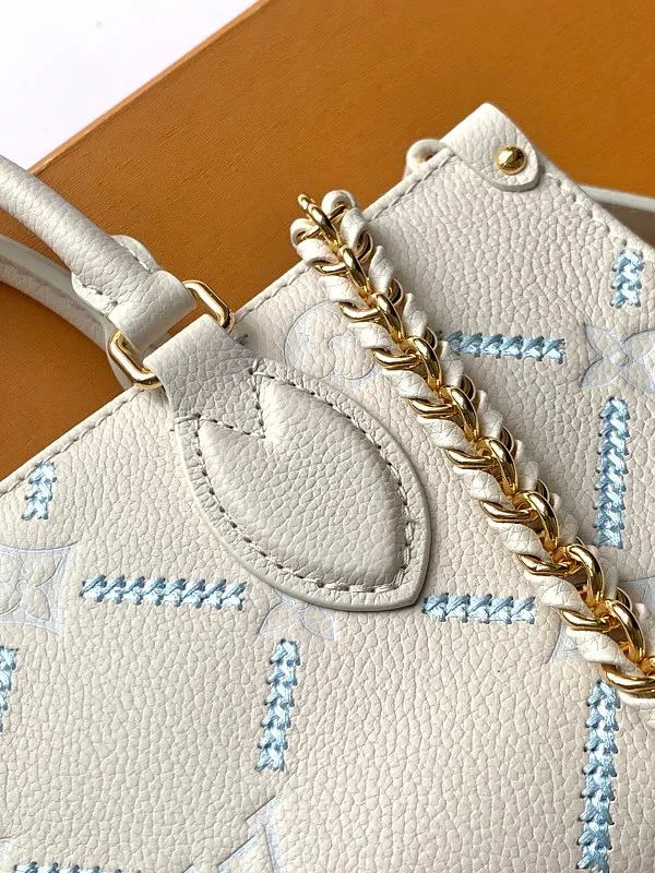 All Categories Official Website "Brand Women's Bags" Women's Bags 💙 LV 2026 New LV Crossbody Bag