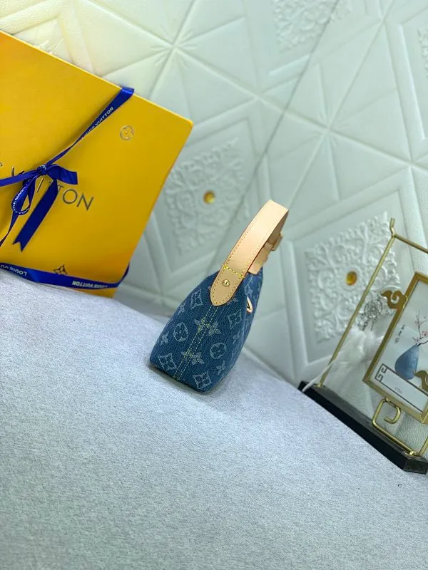 All Categories Official Website "Brand Women's Bags" Women's Bags 💙 LV 2024 New LV Crossbody Bag