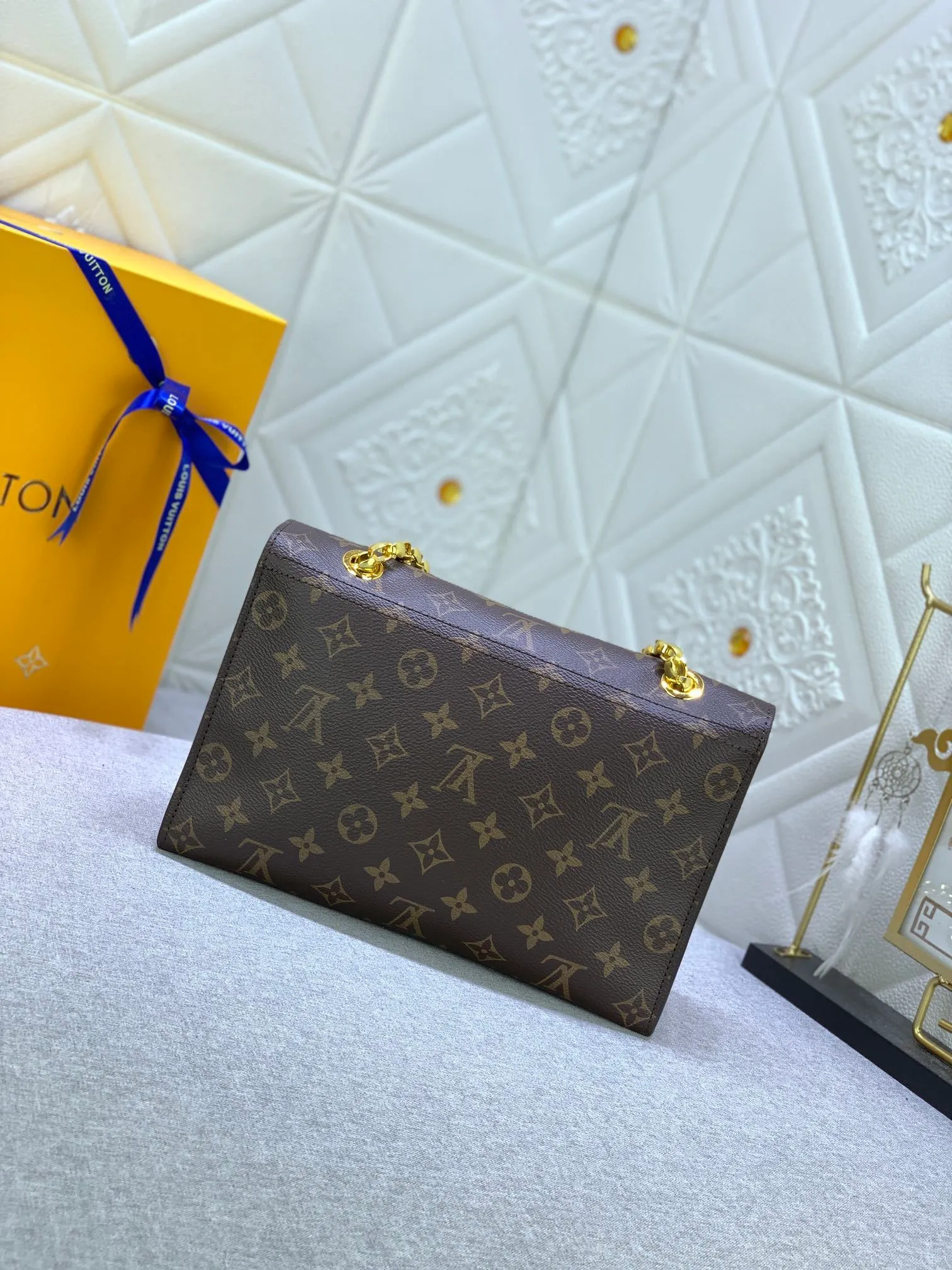 All Categories Official Website "Brand Women's Bags" Women's Bags 💙 LV French custom-made Monogram canvas and exquisite calfskin, top-notch handmade in Taiwan, perfect bottom arc of original order for quality, perfect combination of materials and unique hardware accessories, all investment regardless of cost, single shoulder, hand-held, cross-body all-match must-have style, exquisite crown lock buckle, showing the queen's style