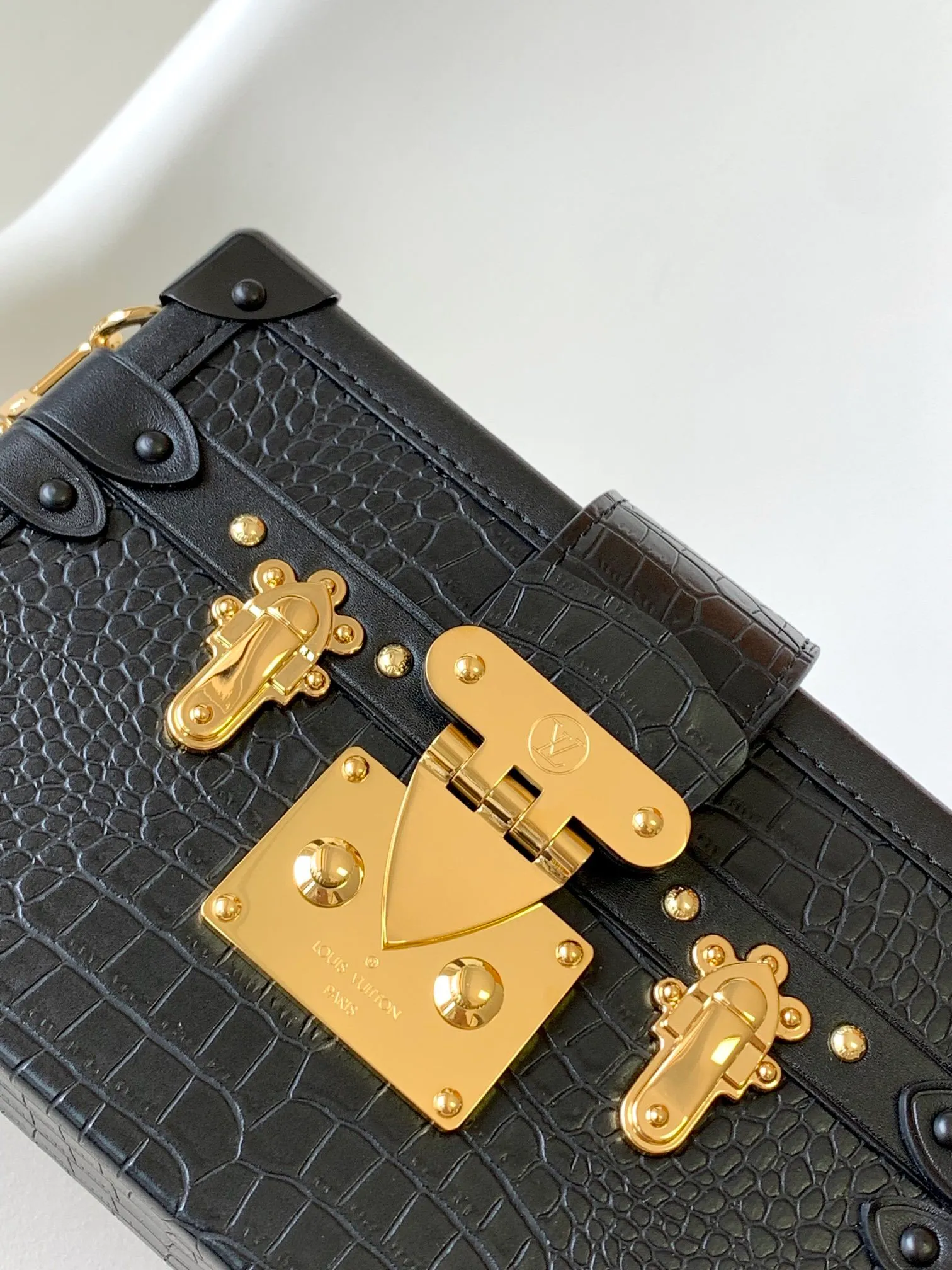 All categories Official website "Brand Women's Bags" Women's Bags 💙 LV replica LV, fine imitation LV bags, LV shoulder bags, 2023 official latest version LV crocodile leather crossbody bag, bag factory, original material, size: 20-12.5-5CM