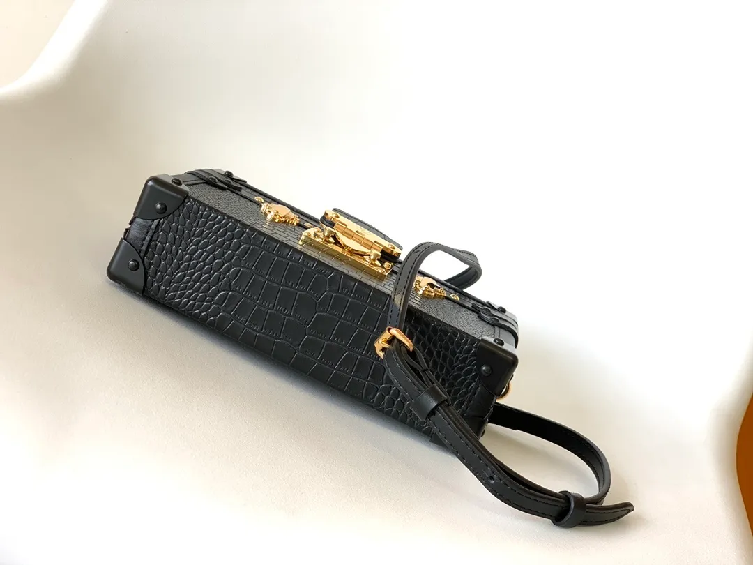 All categories Official website "Brand Women's Bags" Women's Bags 💙 LV replica LV, fine imitation LV bags, LV shoulder bags, 2023 official latest version LV crocodile leather crossbody bag, bag factory, original material, size: 20-12.5-5CM