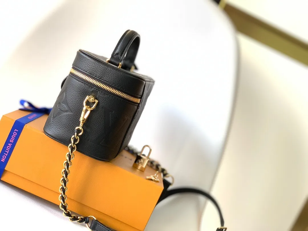 All Categories Official Website "Brand Women's Bags" Women's Bags 💙 LV 2025 New LV Crossbody Bag