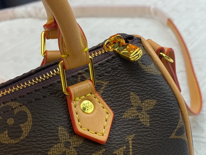All Categories Official Website "Brand Women's Bags" Women's Bags 💙 LV 2026 New LV Crossbody Bag