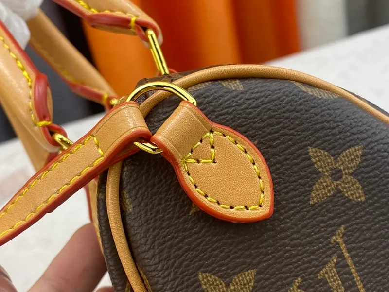 All Categories Official Website "Brand Women's Bags" Women's Bags 💙 LV 2026 New LV Crossbody Bag