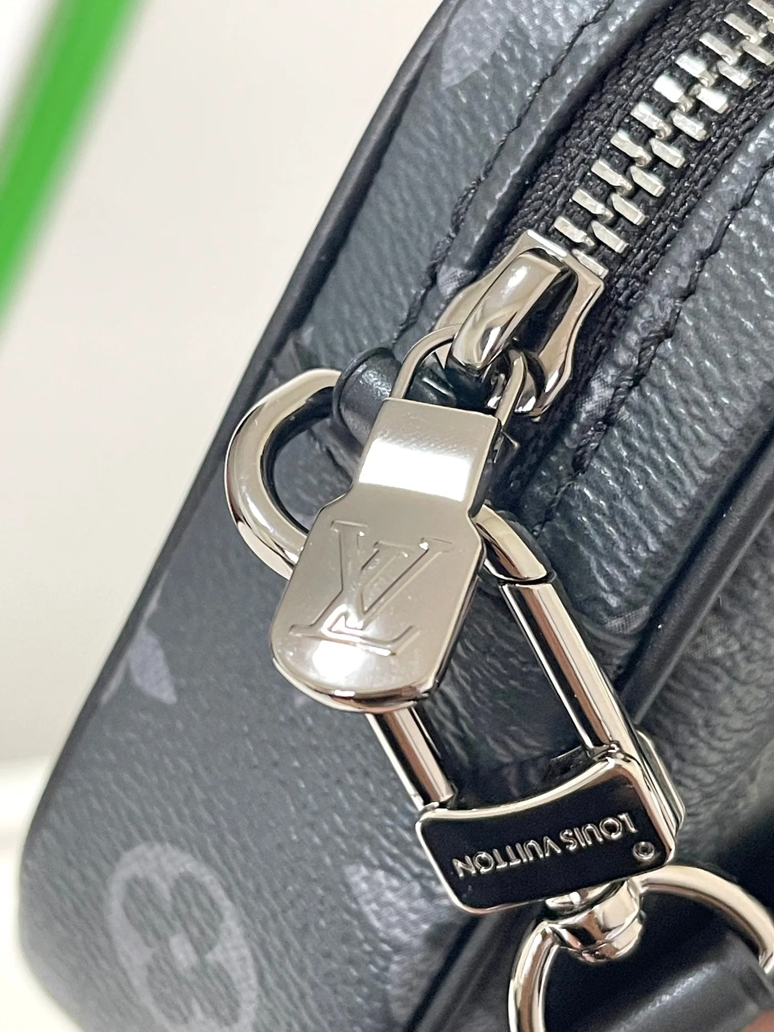All Categories Official Website "Brand Women's Bags" Women's Bags 💙 LV 2026 New LV Crossbody Bag