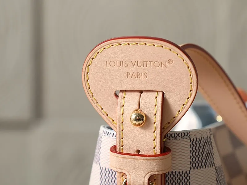 All Categories Official Website "Brand Women's Bags" Women's Bags 💙 LV LV 2026 New Crossbody Shoulder Bag