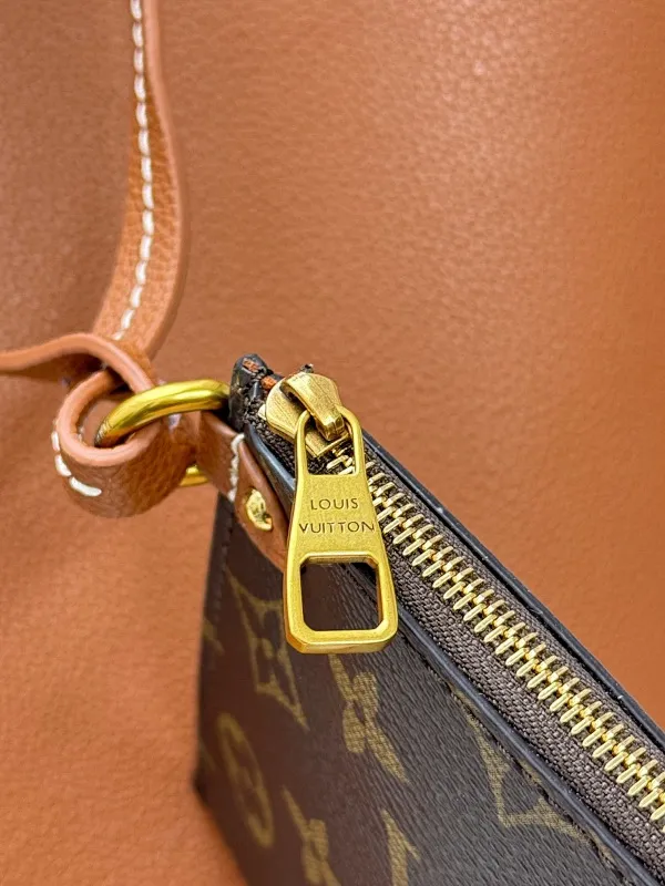All Categories Official Website "Brand Women's Bags" Women's Bags 💙 LV 2025 New LV Crossbody Bag