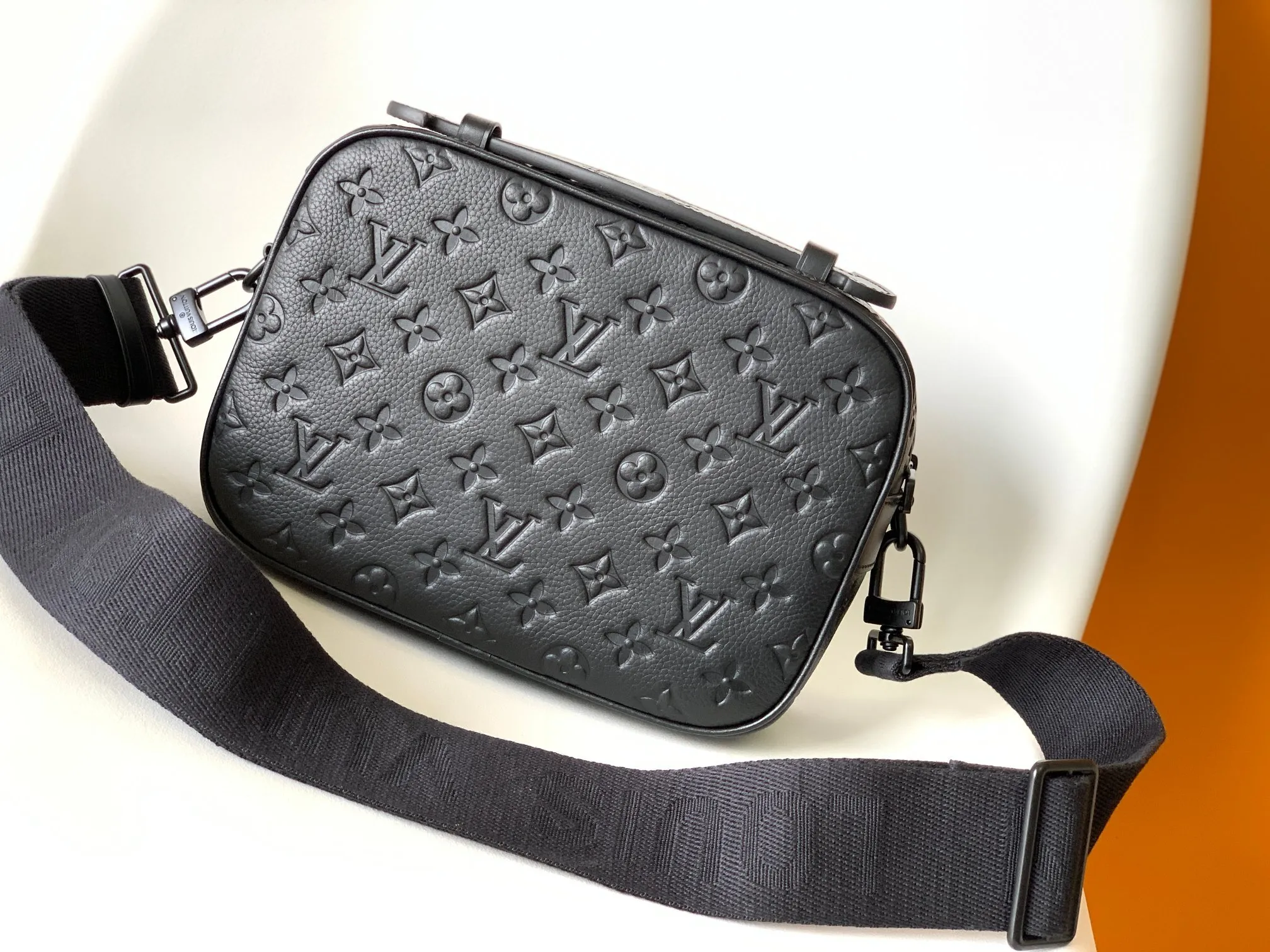 All Categories Official Website "Brand Women's Bags" Women's Bags 💙 LV 2026 New LV Crossbody Bag