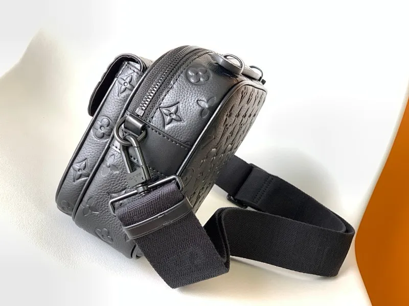 All Categories Official Website "Brand Women's Bags" Women's Bags 💙 LV 2026 New LV Crossbody Bag