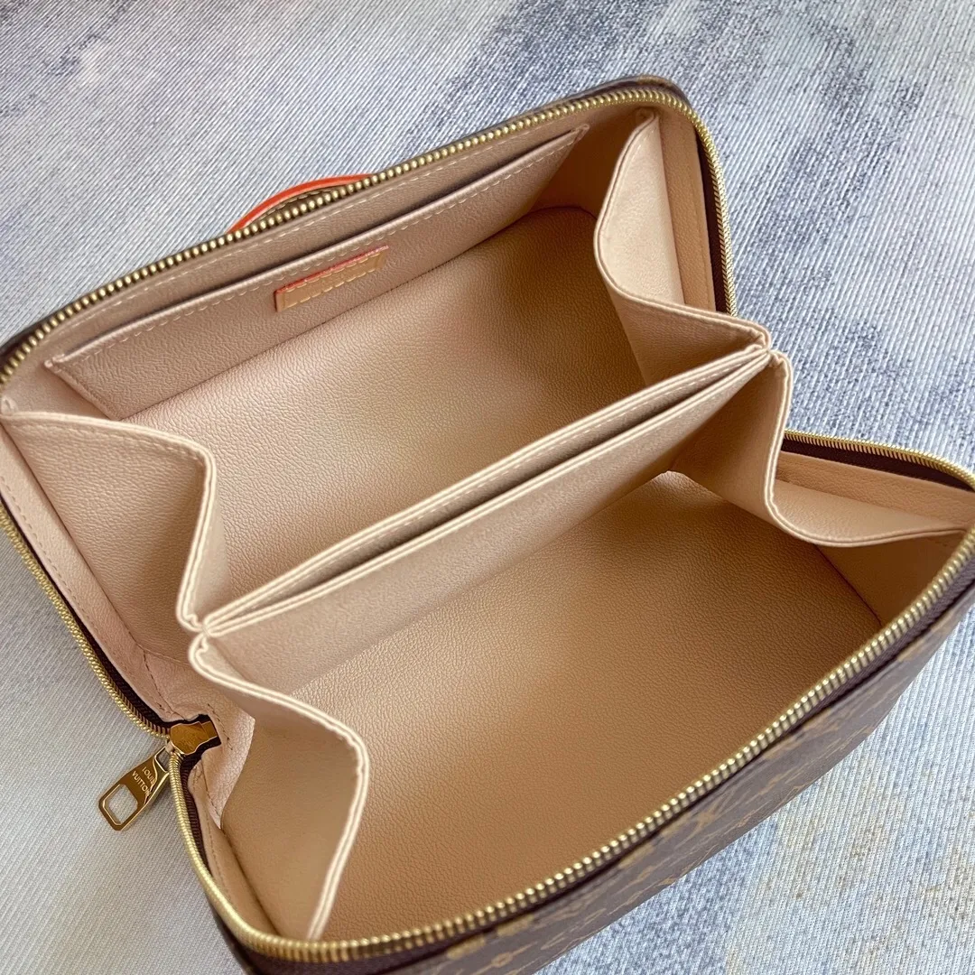 All Categories Official Website "Brand Women's Bags" Women's Bags 💙 LV 2025 New LV Cosmetic Bag