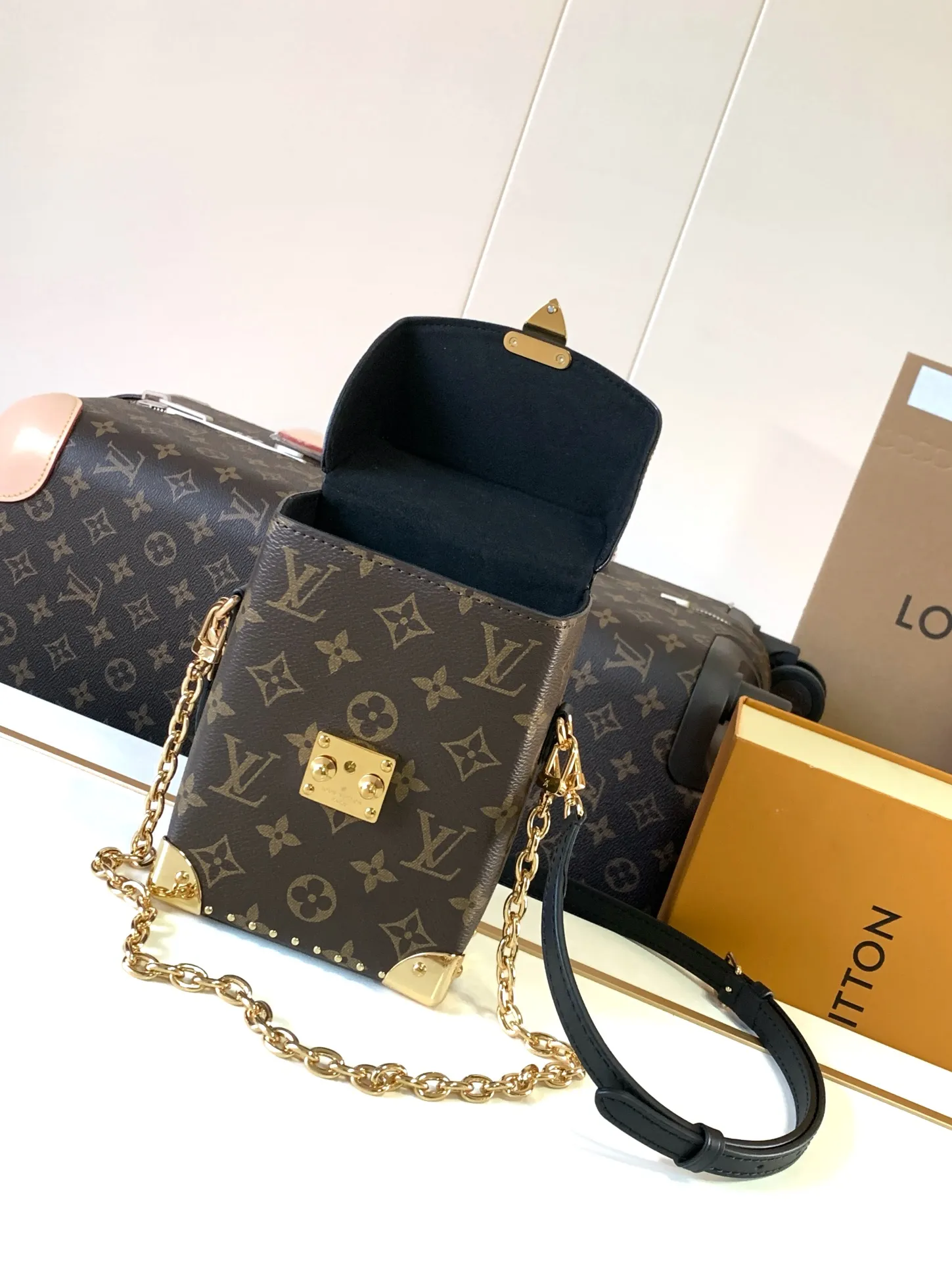 All Categories Official Website "Brand Women's Bags" Women's Bags 💙 LV 2026 Official Website New LV Crossbody Bag