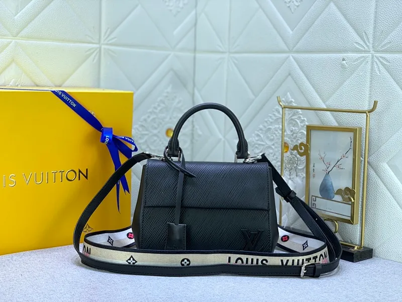 All Categories Official Website "Brand Women's Bags" Women's Bags 💙 LV 2023 New LV Crossbody Bag