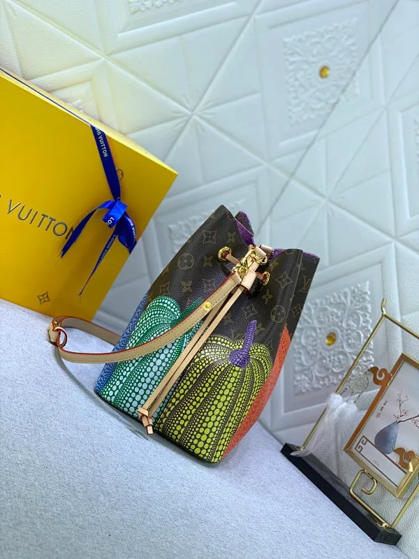 All Categories Official Website "Brand Women's Bags" Women's Bags 💙 LV 2023 New LV Crossbody Bag