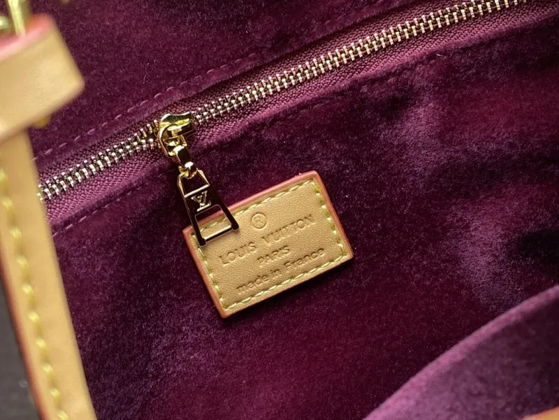 All Categories Official Website "Brand Women's Bags" Women's Bags 💙 LV 2024 New LV Underarm Bag