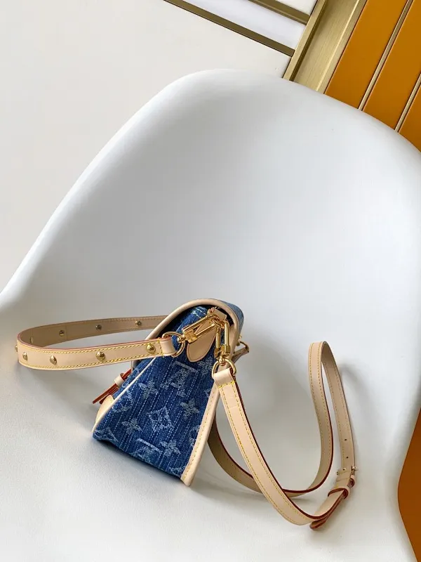 All Categories Official Website "Brand Women's Bags" Women's Bags 💙 LV 2025 New LV Crossbody Bag