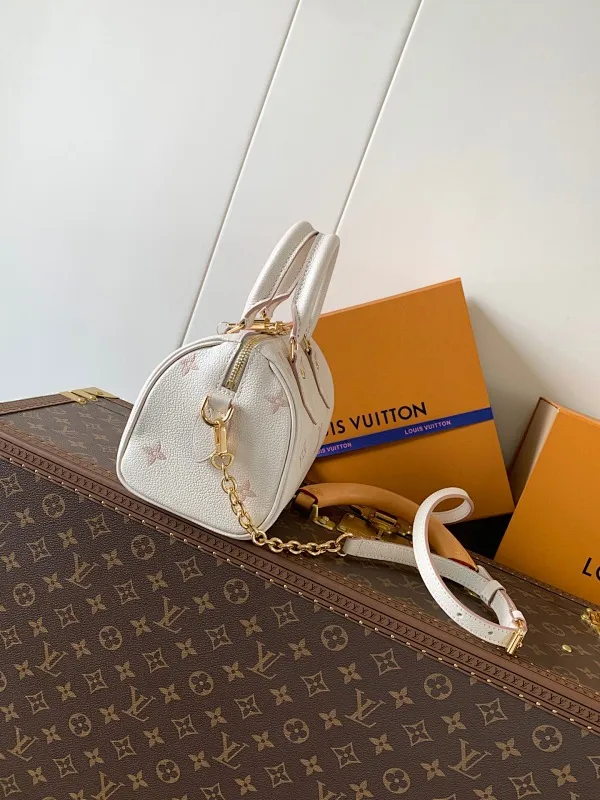 All Categories Official Website "Brand Women's Bags" Women's Bags 💙 LV 2025 New LV Crossbody Bag