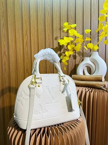 All categories Official website "Brand Women's Bags" Women's Bags 💙 LV 2023 latest version LV crossbody bag