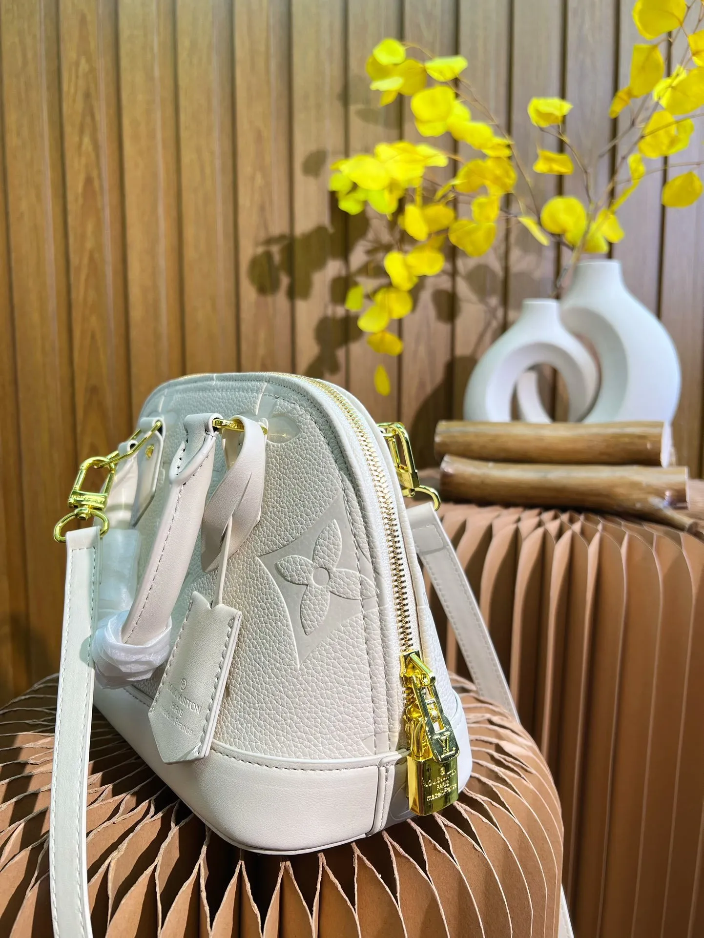 All categories Official website "Brand Women's Bags" Women's Bags 💙 LV 2023 latest version LV crossbody bag