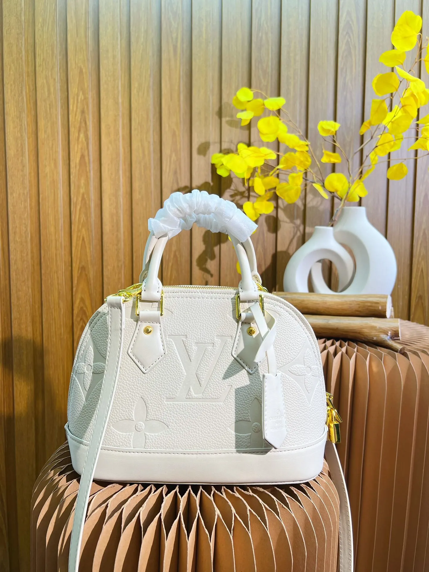 All categories Official website "Brand Women's Bags" Women's Bags 💙 LV 2023 latest version LV crossbody bag