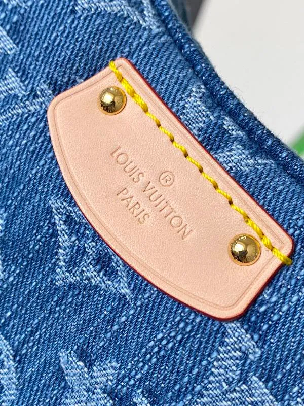 All Categories Official Website "Brand Women's Bags" Women's Bags 💙 LV 2026 New LV Crossbody Bag