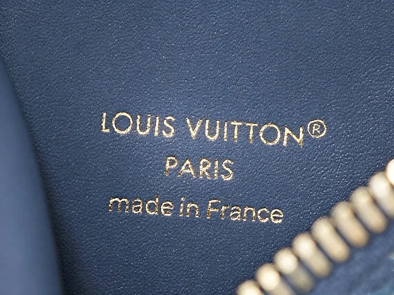 All Categories Official Website "Brand Women's Bags" Women's Bags 💙 LV LV 2026 New Crossbody Shoulder Bag