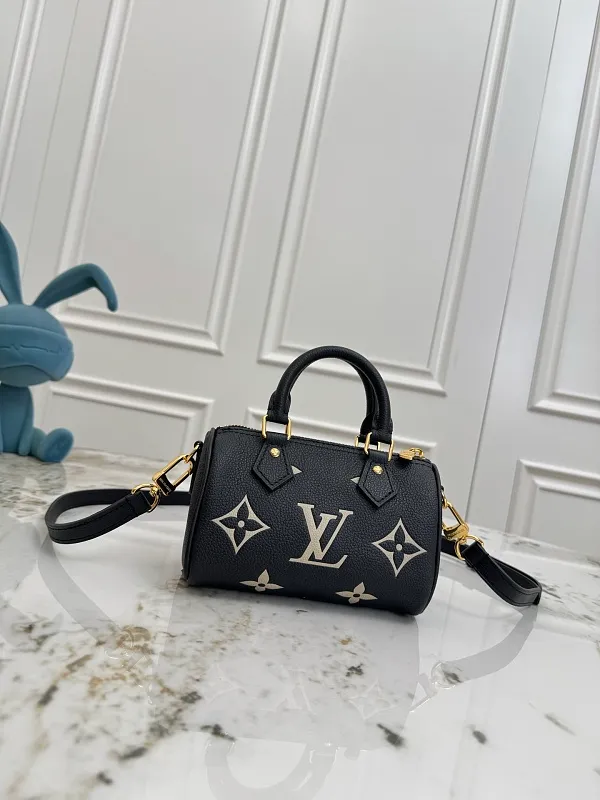 All Categories Official Website "Brand Women's Bags" Women's Bags 💙 LV 2026 New LV Crossbody Bag