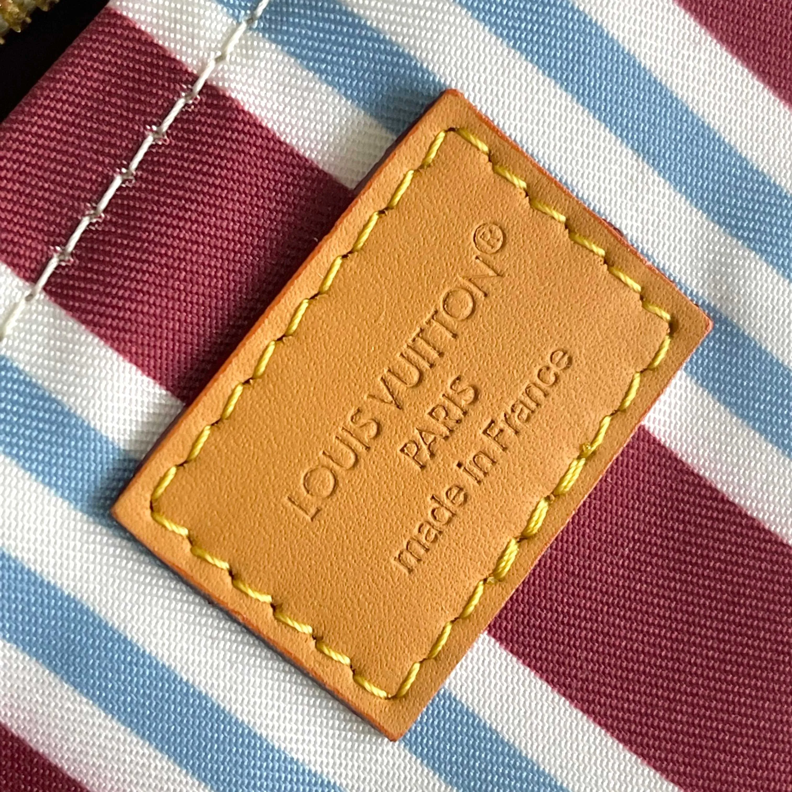 All Categories Official Website "Brand Women's Bags" Women's Bags 💙 LV LV 2026 New Crossbody Shoulder Bag