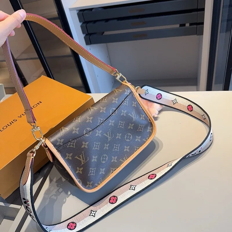 All Categories Official Website "Brand Women's Bags" Women's Bags 💙 LV 2025 New LV Crossbody Bag