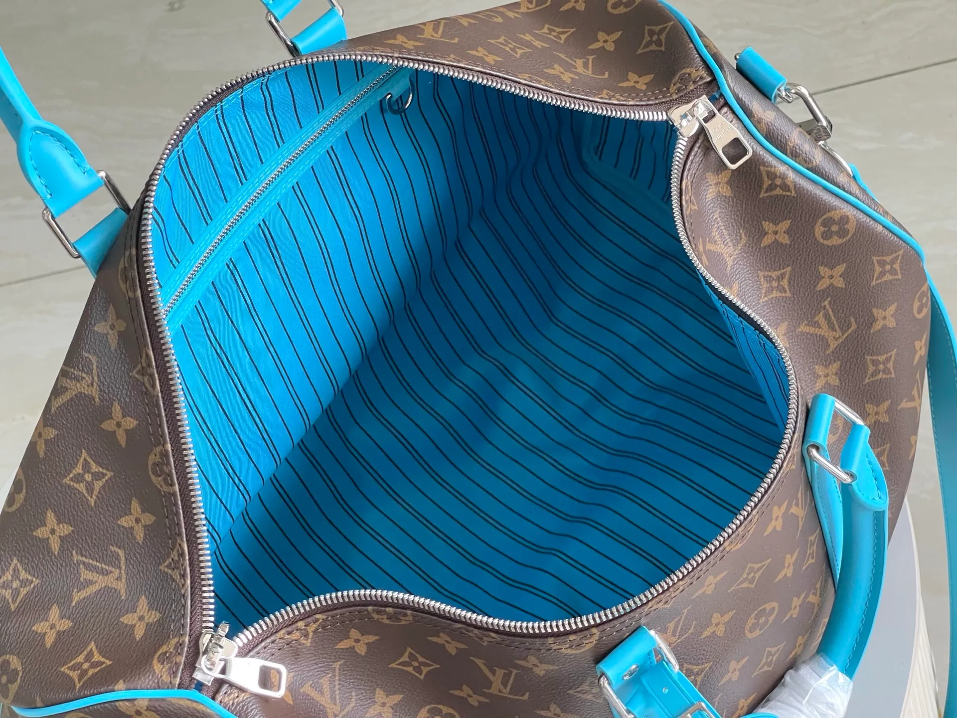 All Categories 💚 Authentic Grade Bags 💚 LV 2026 New LV Travel Bag