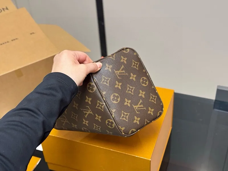 All Categories Official Website "Brand Women's Bags" Women's Bags 💙 LV 2025 New LV Bucket Bag
