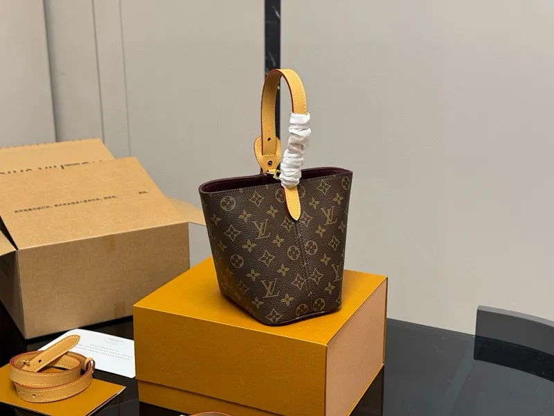 All Categories Official Website "Brand Women's Bags" Women's Bags 💙 LV 2025 New LV Bucket Bag