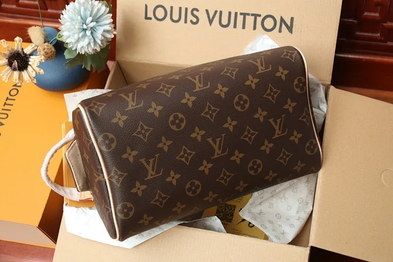 All Categories Official Website "Brand Women's Bags" Women's Bags 💙 LV 2024 New LV Cosmetic Bag