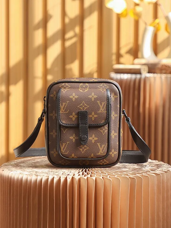 All Categories Official Website "Brand Women's Bags" Women's Bags 💙 LV 2024 New LV Crossbody Bag