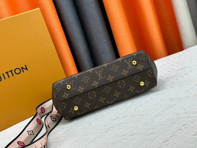 All Categories Official Website "Brand Women's Bags" Women's Bags 💙 LV 2024 New LV Crossbody Bag