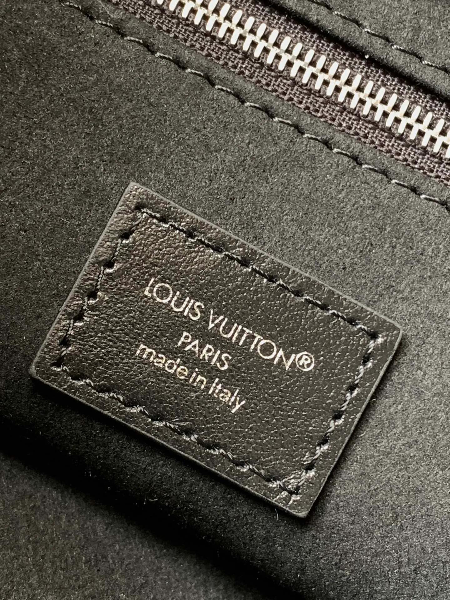 All Categories Official Website "Brand Women's Bags" Women's Bags 💙 LV 2026 New LV Crossbody Bag