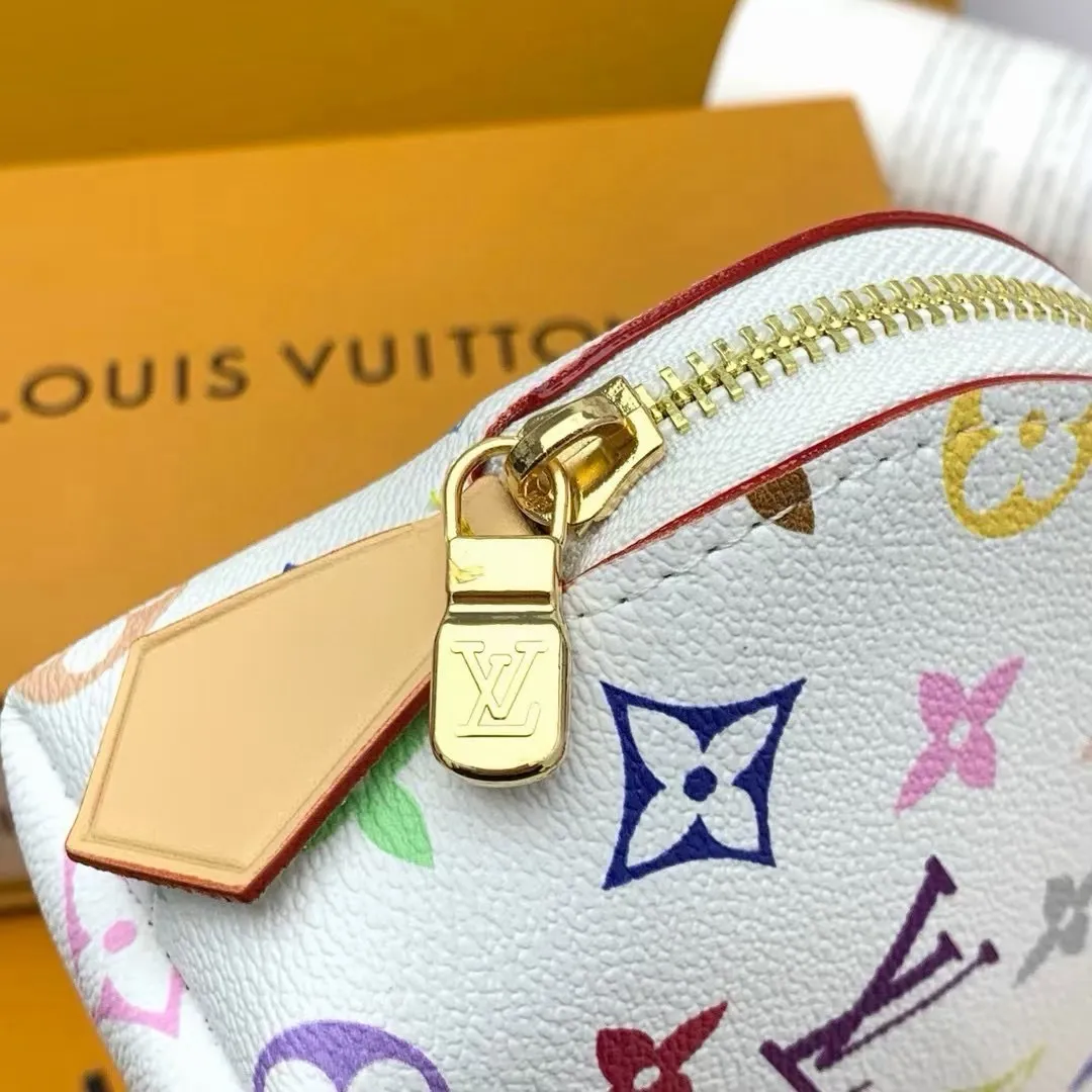 All Categories Official Website "Brand Women's Bags" Women's Bags 💙 LV 2026 New LV Cosmetic Bag