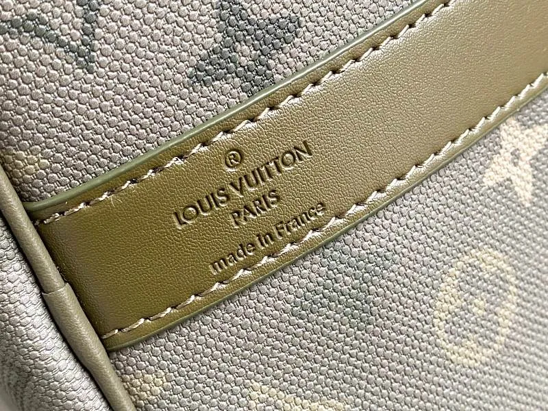 All Categories 💚 Authentic Grade Bags 💚 LV 2026 New LV Top Replica Crossbody Shoulder Bag