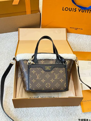 All Categories Official Website "Brand Women's Bags" Women's Bags 💙 LV 2025 New LV Crossbody Bag