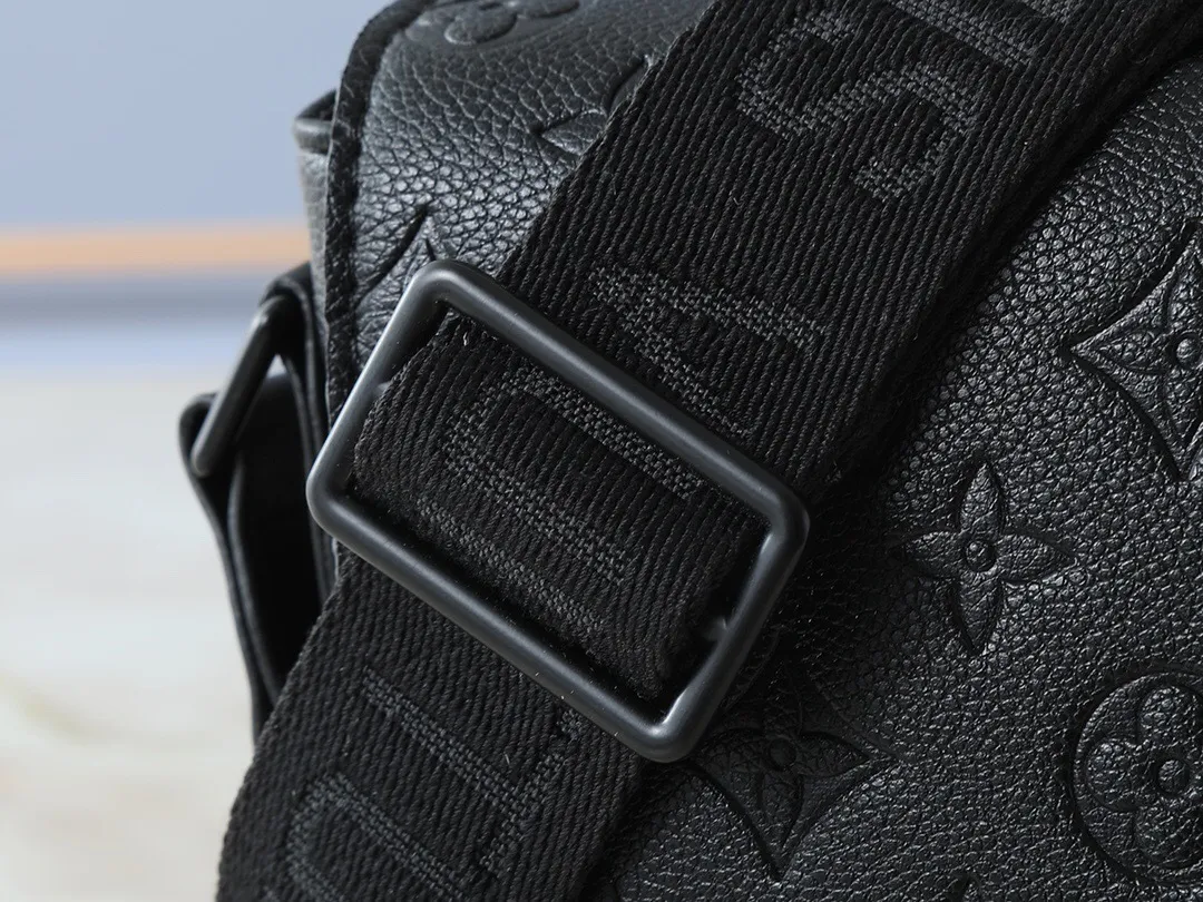 All Categories Official Website "Brand Women's Bags" Women's Bags 💙 LV 2025 New LV Crossbody Bag