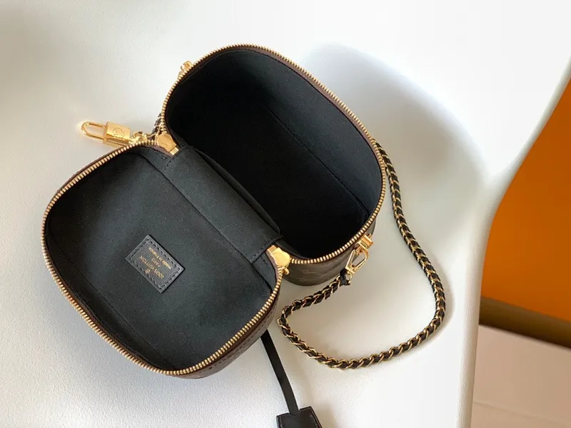 All Categories Official Website "Brand Women's Bags" Women's Bags 💙 LV 2025 New LV Cosmetic Case Chain Bag