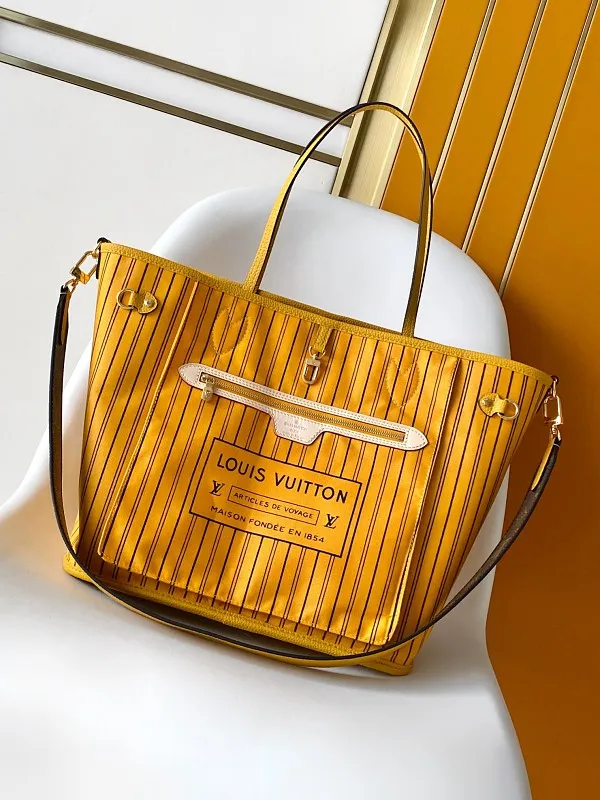 All categories Official website "Brand Women's Bags" Women's Bags 💙 LV 2026 new LV hand-held crossbody bag